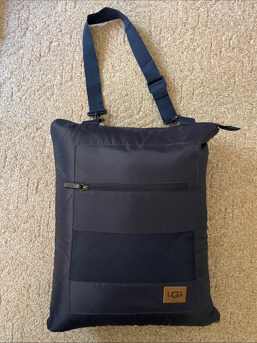 UGG Navy Blue Outdoor Blanket w/Bag
